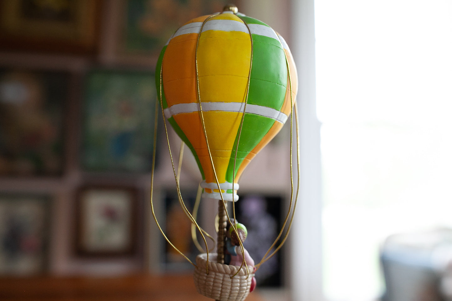 Hot Air Balloon- Vintage Music Box