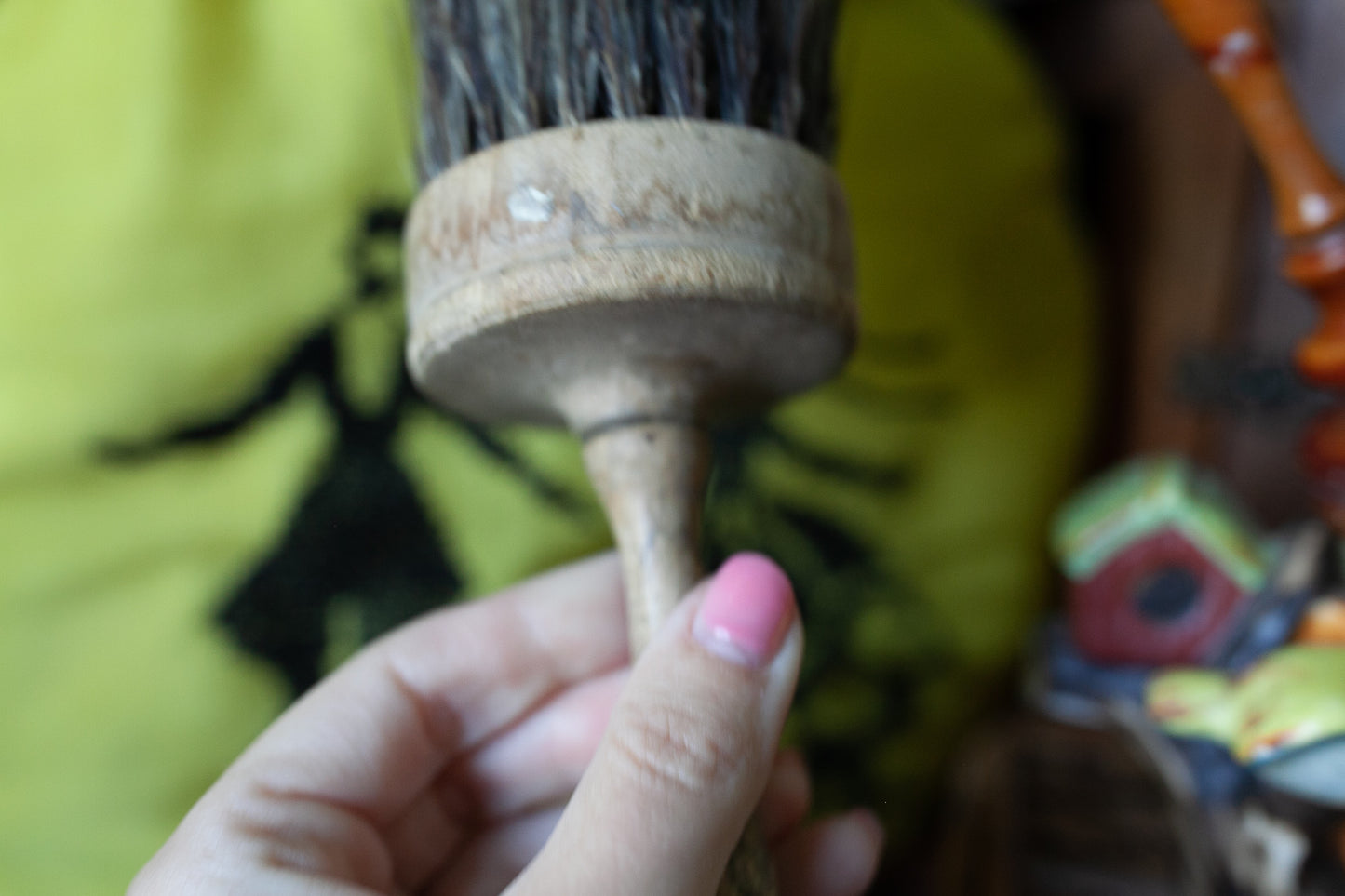 Antique Horse Hair Round Brush With Wood Handle and Natural Bristle