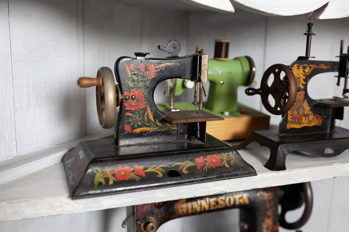 Vintage Casige Sewing Machine - Miniature Sewing Machine