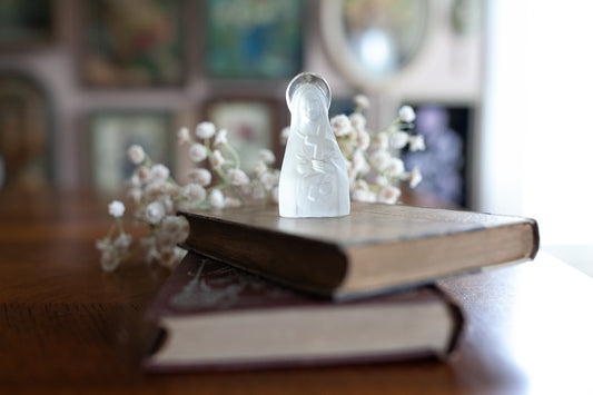 Mary Statue - Frosted Glass -Mary- Religious Statue - Vintage Statue