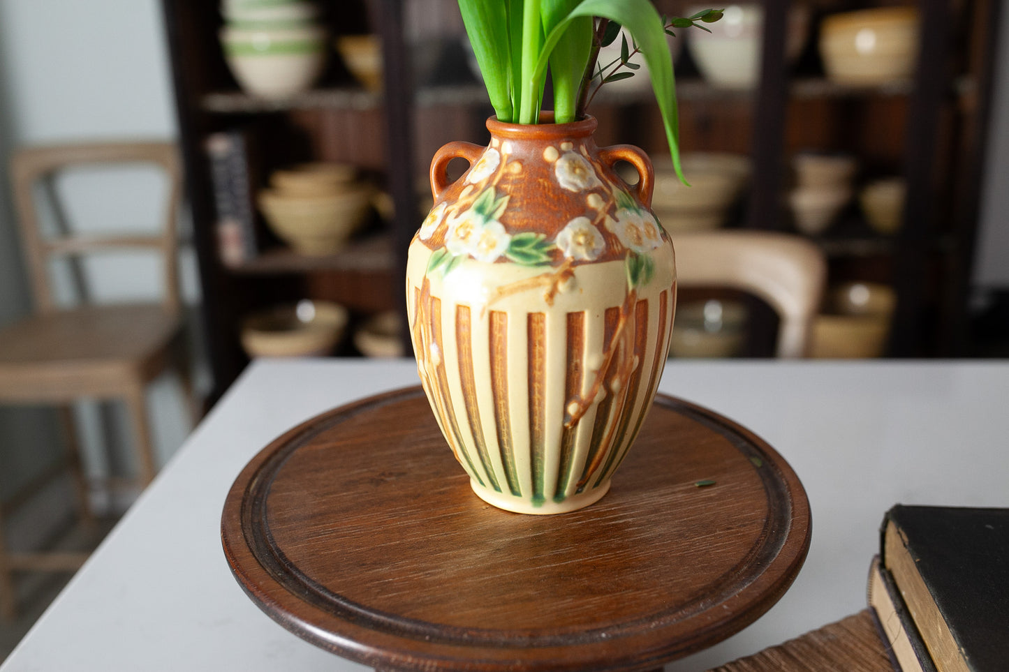 Roseville Cherry Blossom Brown 1933 Vintage Art Pottery Ceramic Vase 622-7