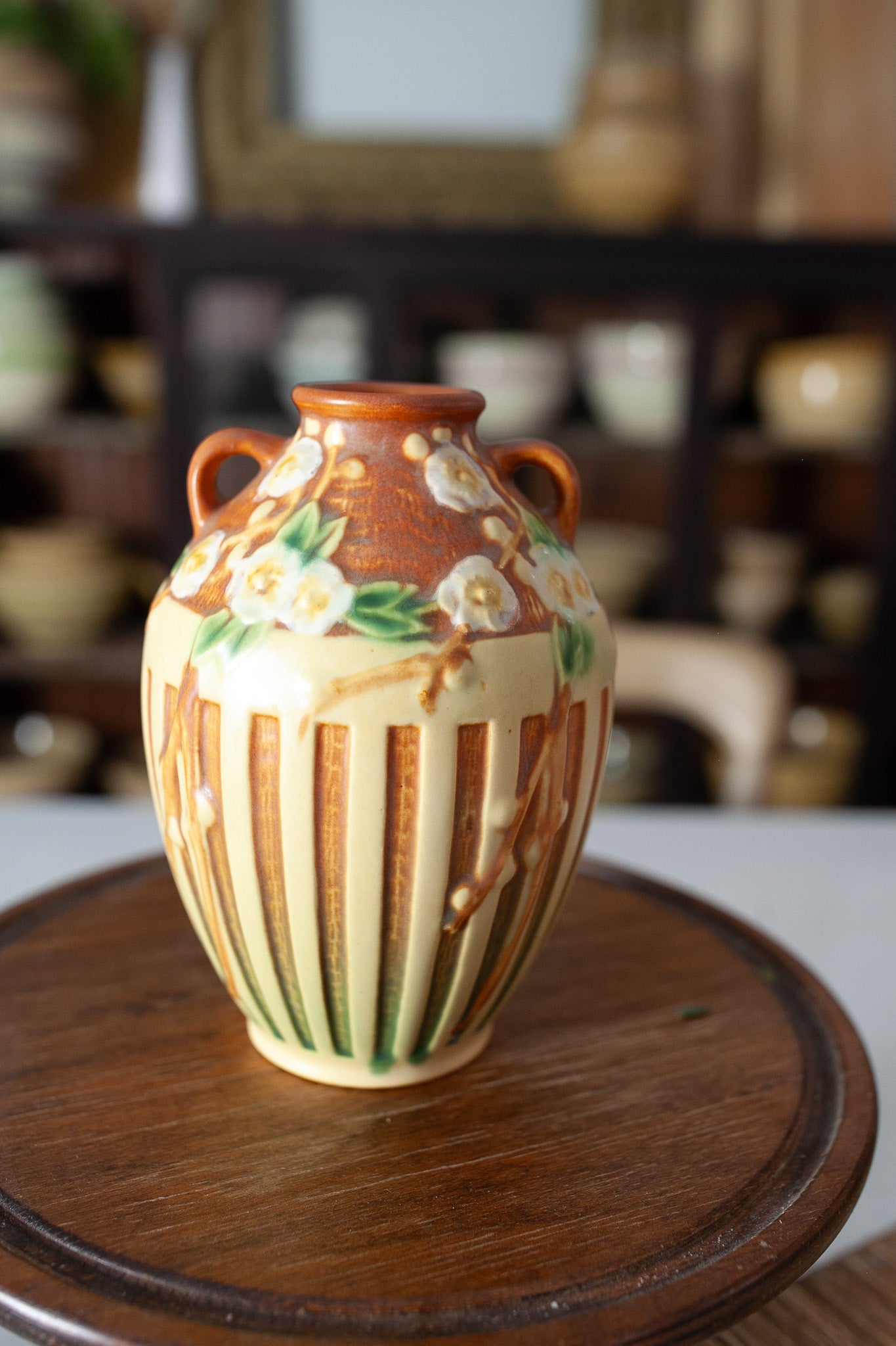 Roseville Cherry Blossom Brown 1933 Vintage Art Pottery Ceramic Vase 622-7