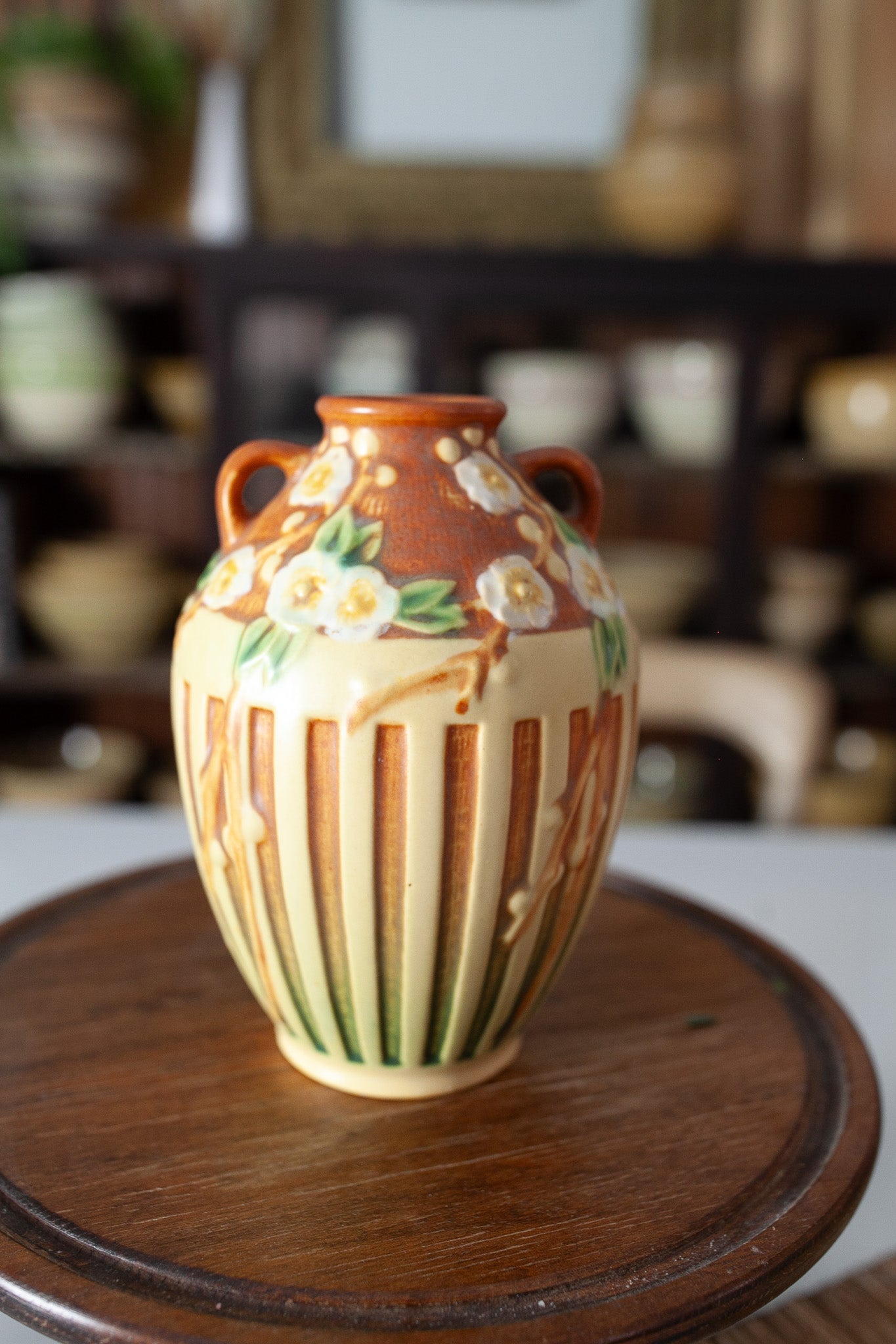 Roseville Cherry Blossom Brown 1933 Vintage Art Pottery Ceramic Vase 622-7