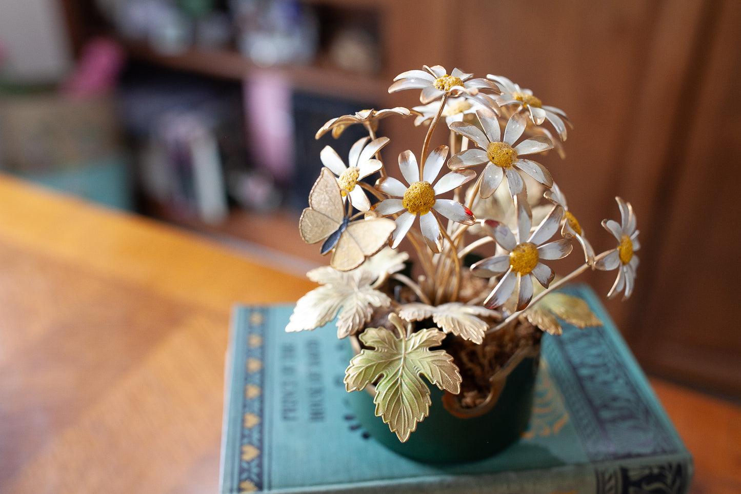 Vintage Metal Flowers- Daisy - Flower Arrangement