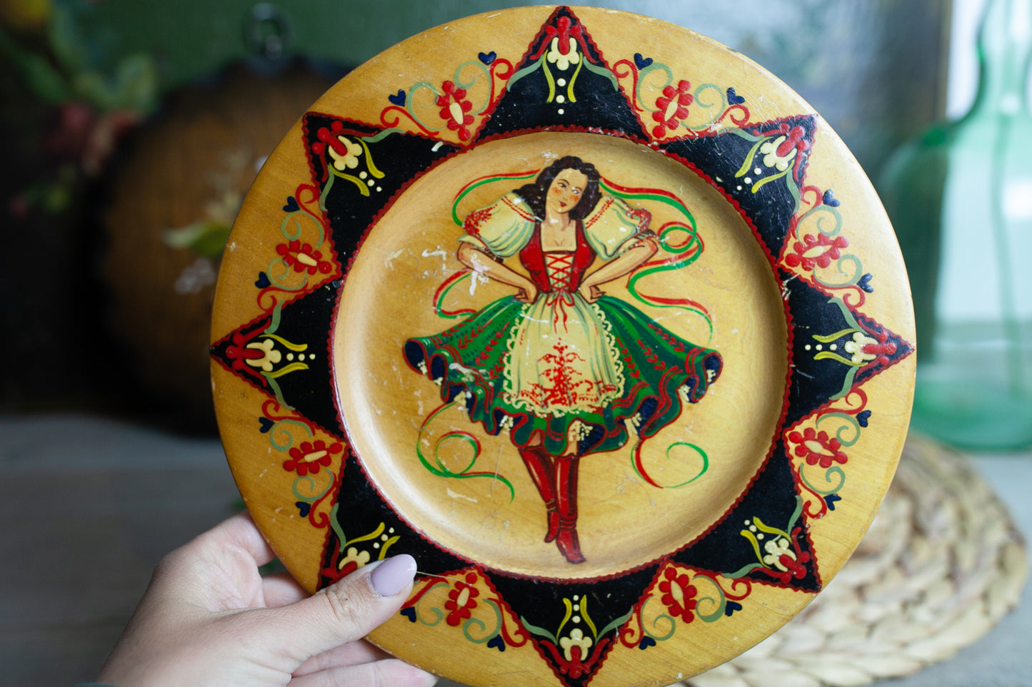 Vintage Plate - Wood Decorative Plate