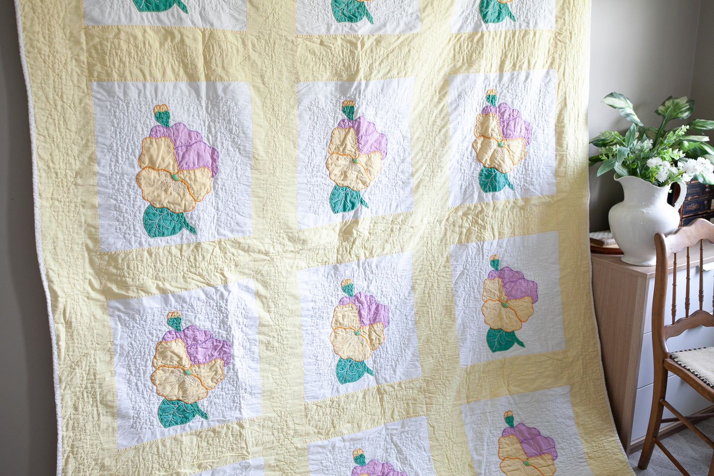 Vintage Quilt - Applique Floral Quilt- Flower Quilt- Yellow