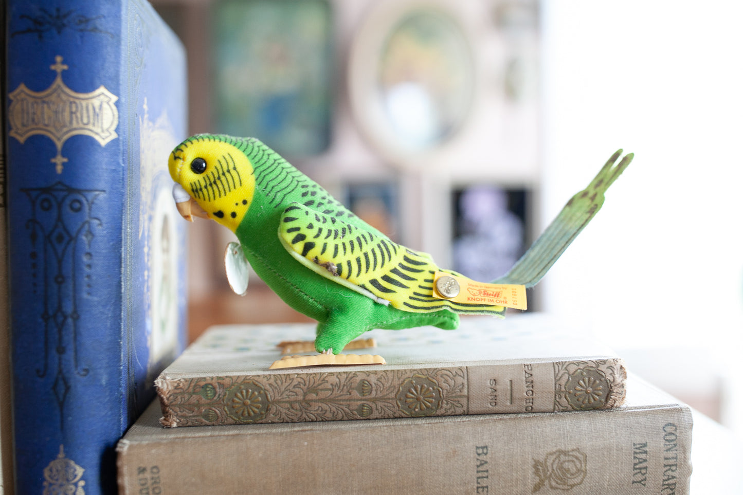 Hansi- Steiff Parakeet- Green Parakeet Bird