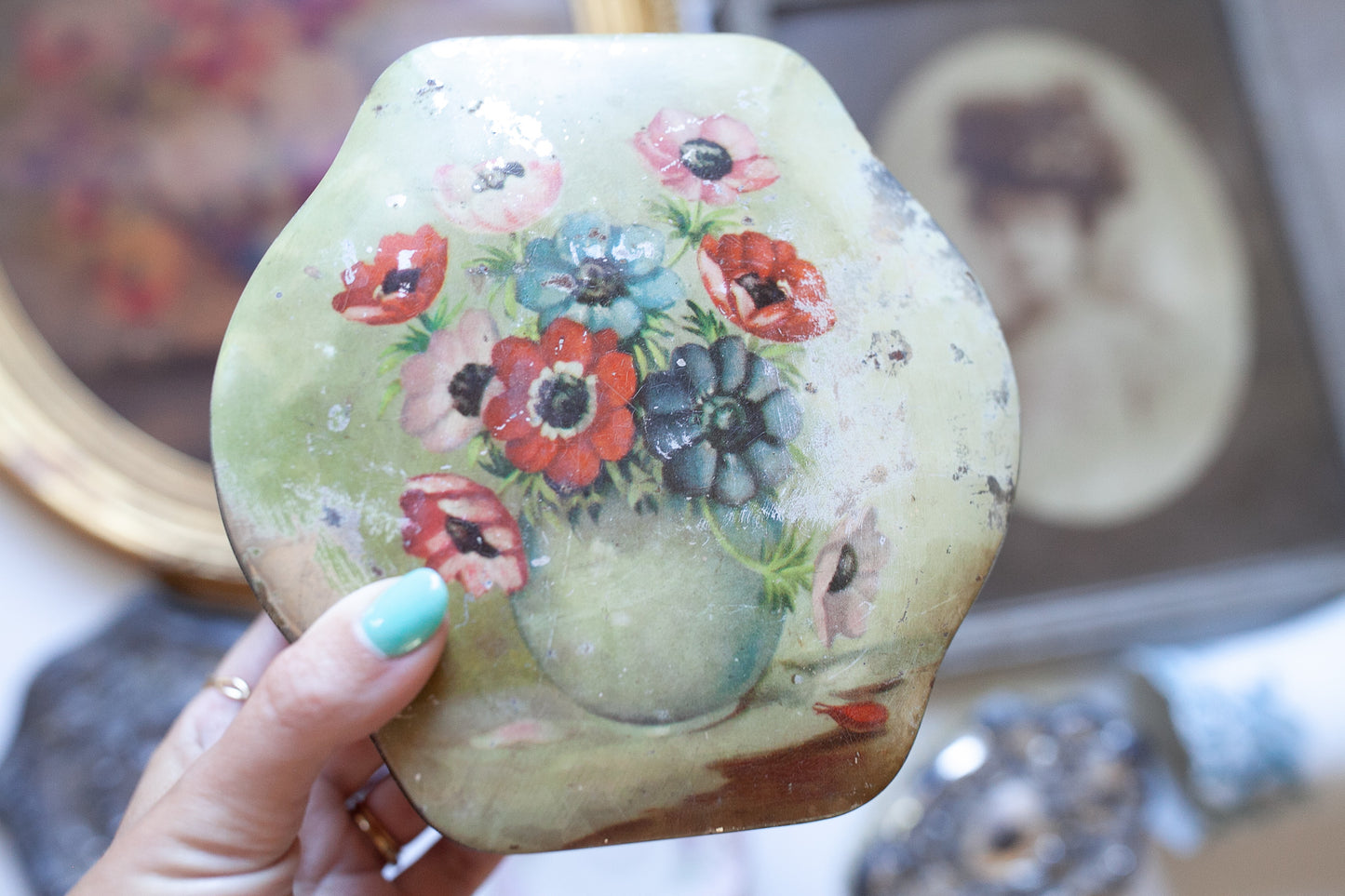 Vintage Tin- Floral Tin