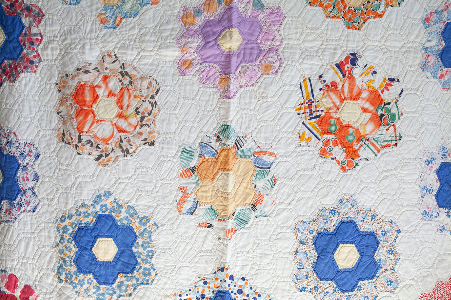 Vintage Quilt - Grandmother's Garden Quilt - flower Quilt Hexagon