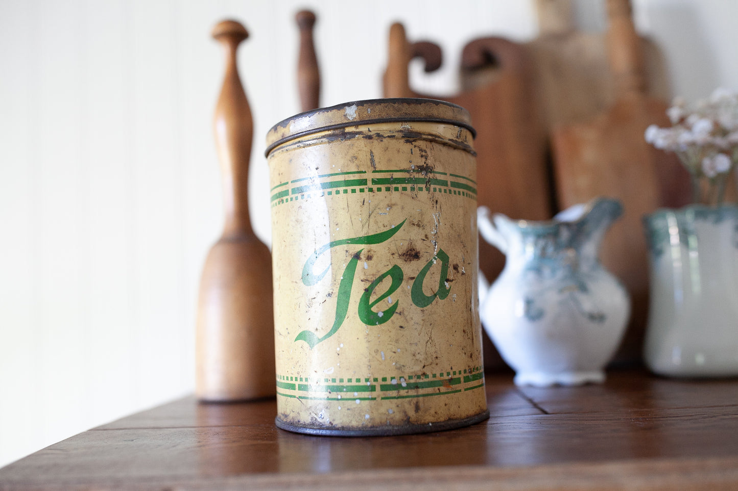 Vintage Tea tin -Green and yellow