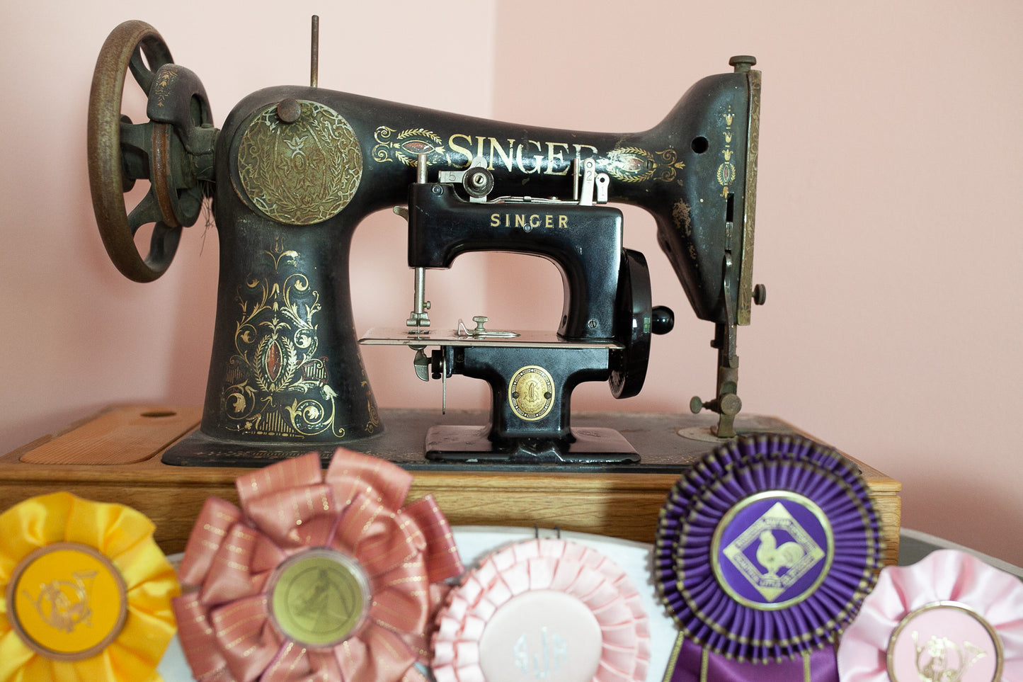 Vintage Singer Sew Handy Children's Sewing Machine Model 20-Vintage Miniature Singer Sewing Machine-Vintage Singer Children's Sewing Machine