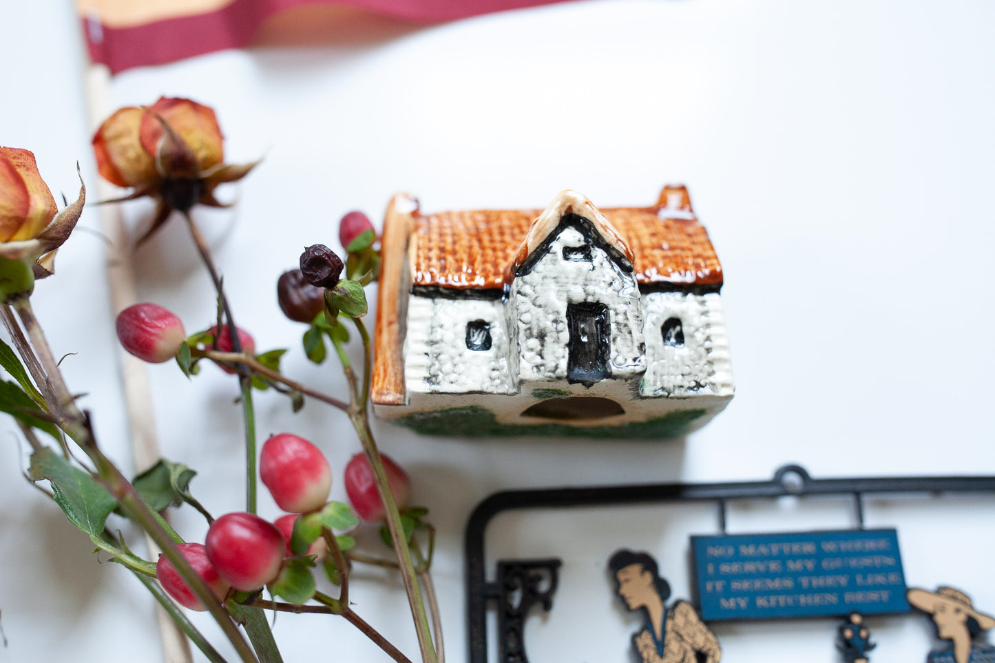 Vintage Cottage - Cottage House - Little House