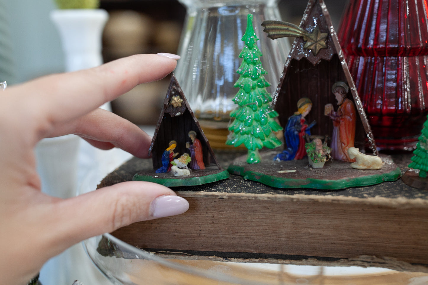 Vintage Nativity - Plastic Nativity Scene (3)