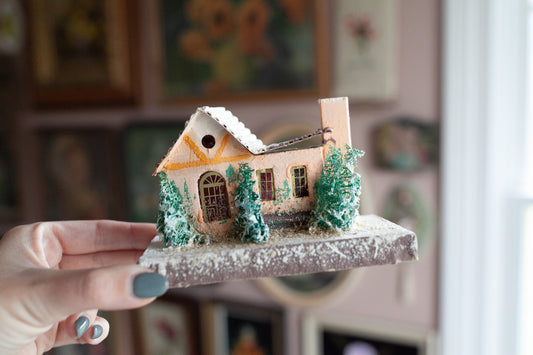 Vintage Putz House