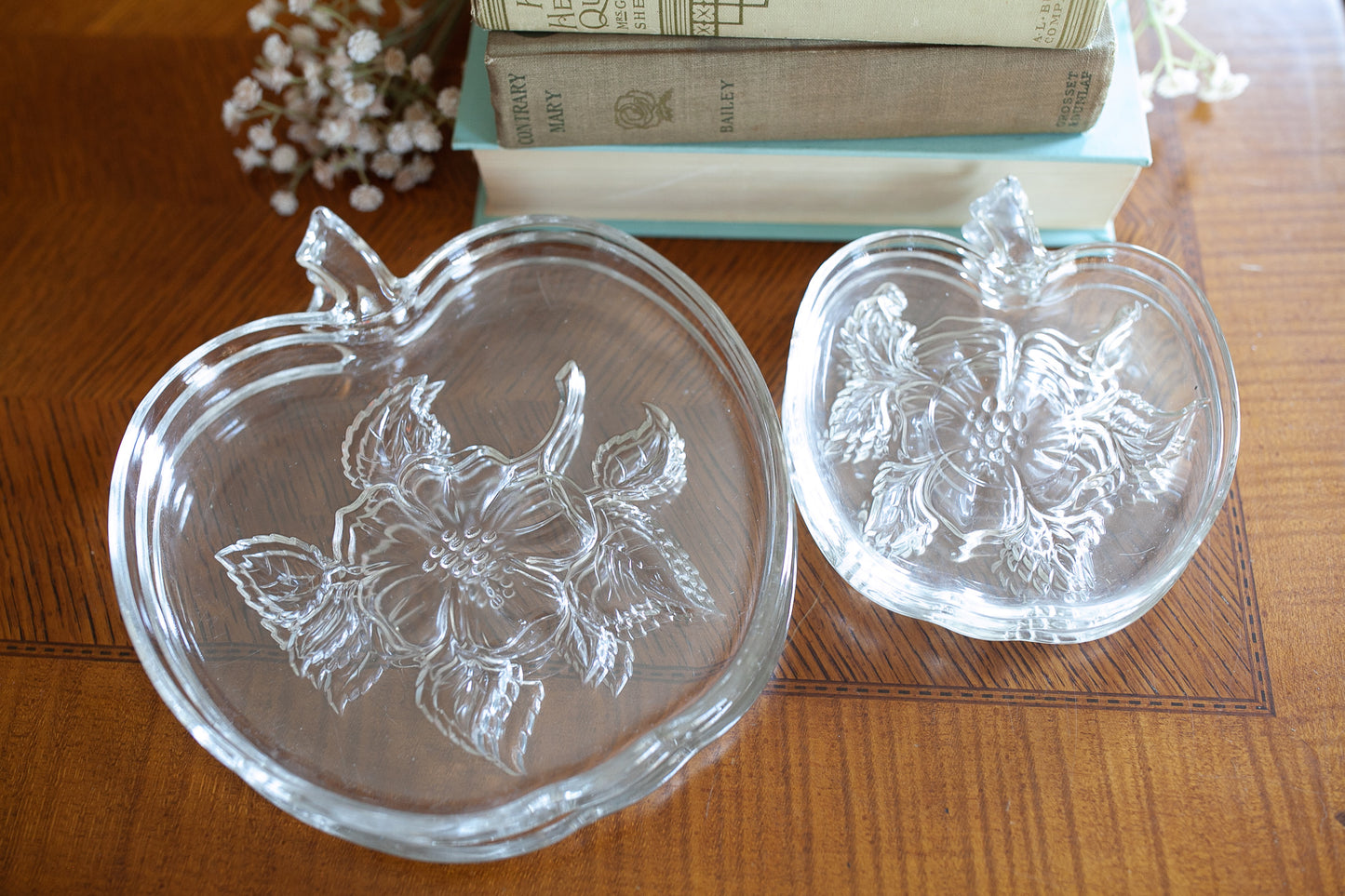 Vintage Apple Plates- Hazel Atlas Plates- Snack Plates with Flowers - Vintage Glassware