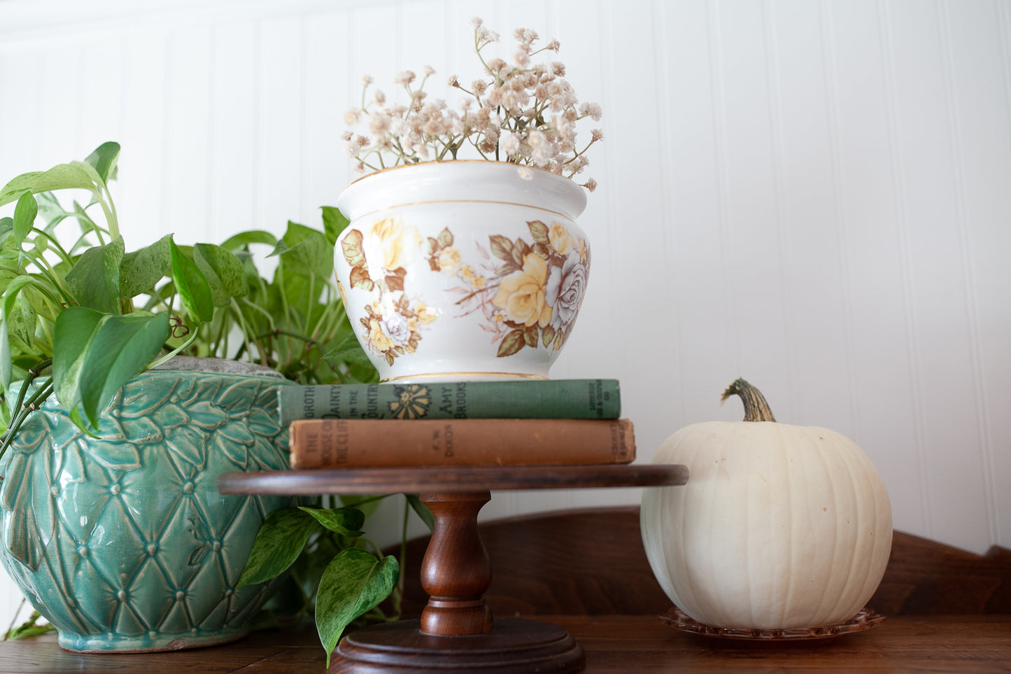 Planter with roses by Facciolini Castelli