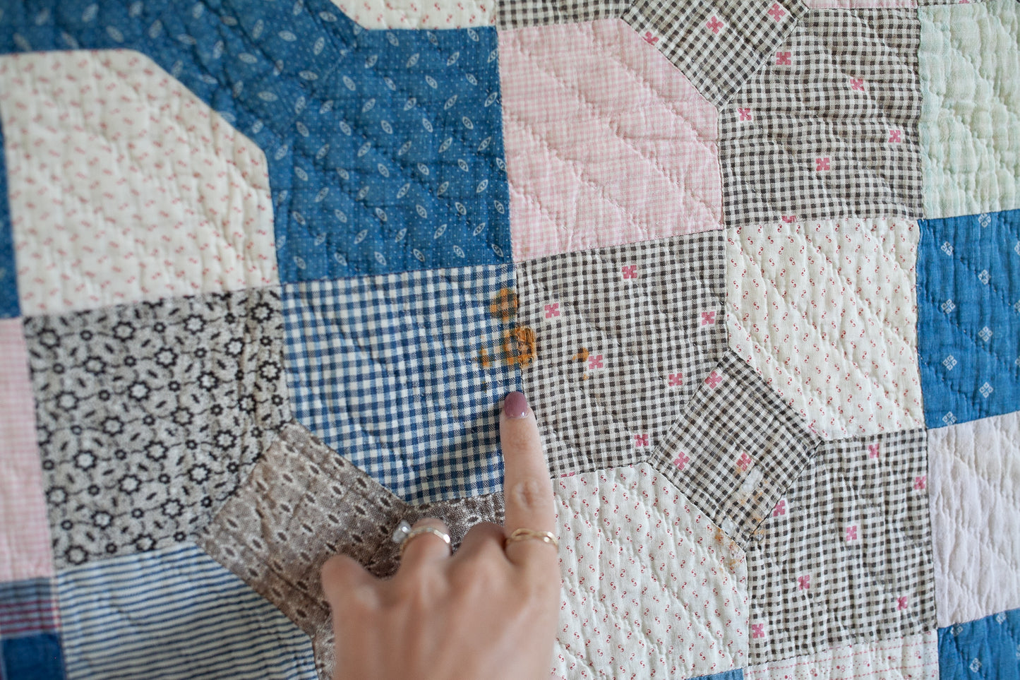 Vintage quilt- Quilt - Bow Tie Quilt