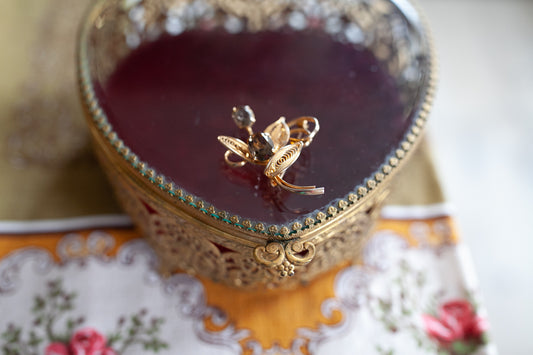 Vintage Brooch - Gold Brooch -Flower Brooch