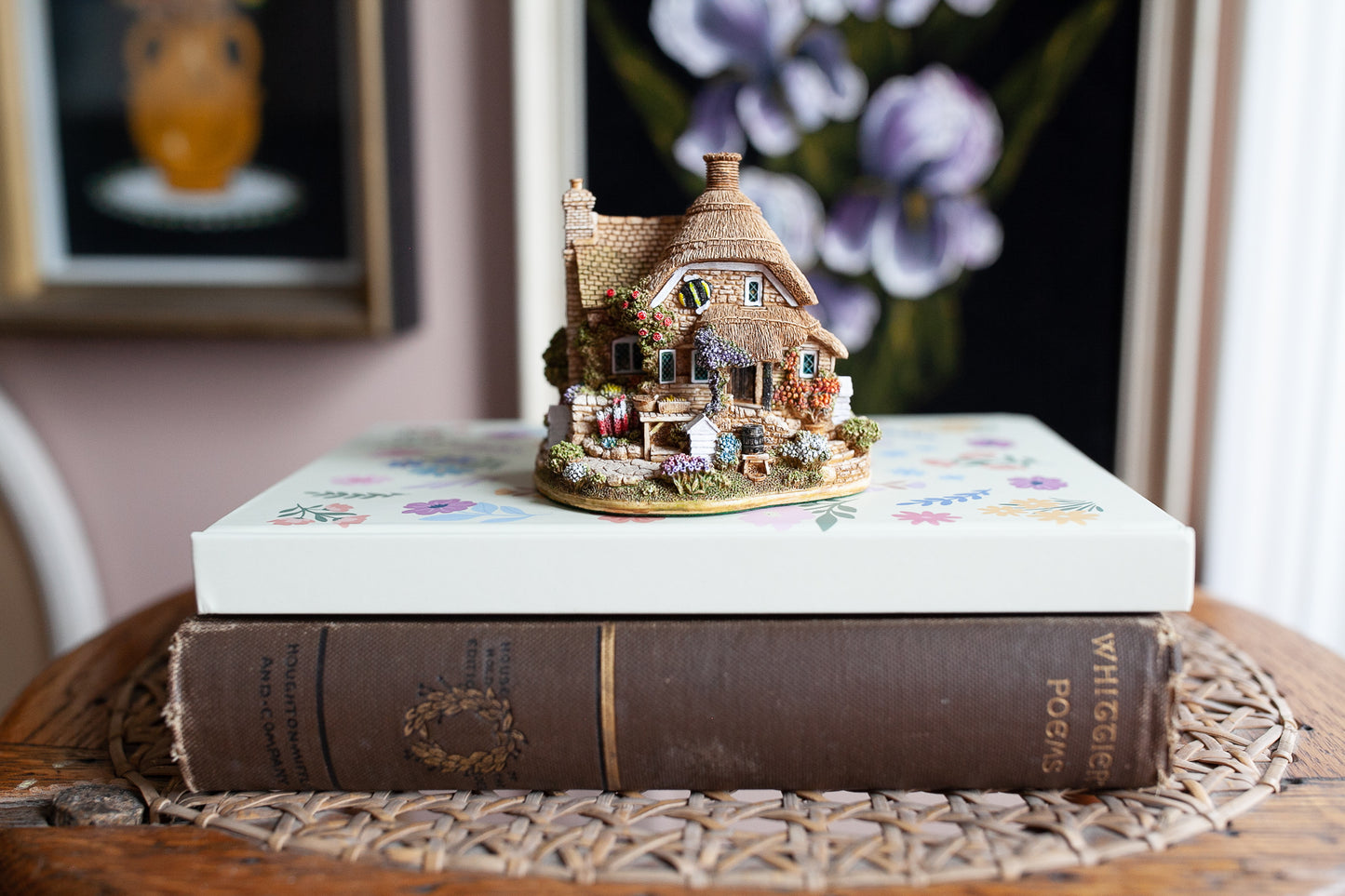 Vintage Lilliput Lane Cottage- Little Bee- 2000- Little house