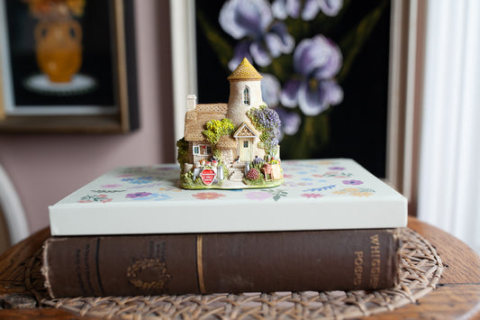 Lilliput Lane House- Cottage- Gold Top 2002