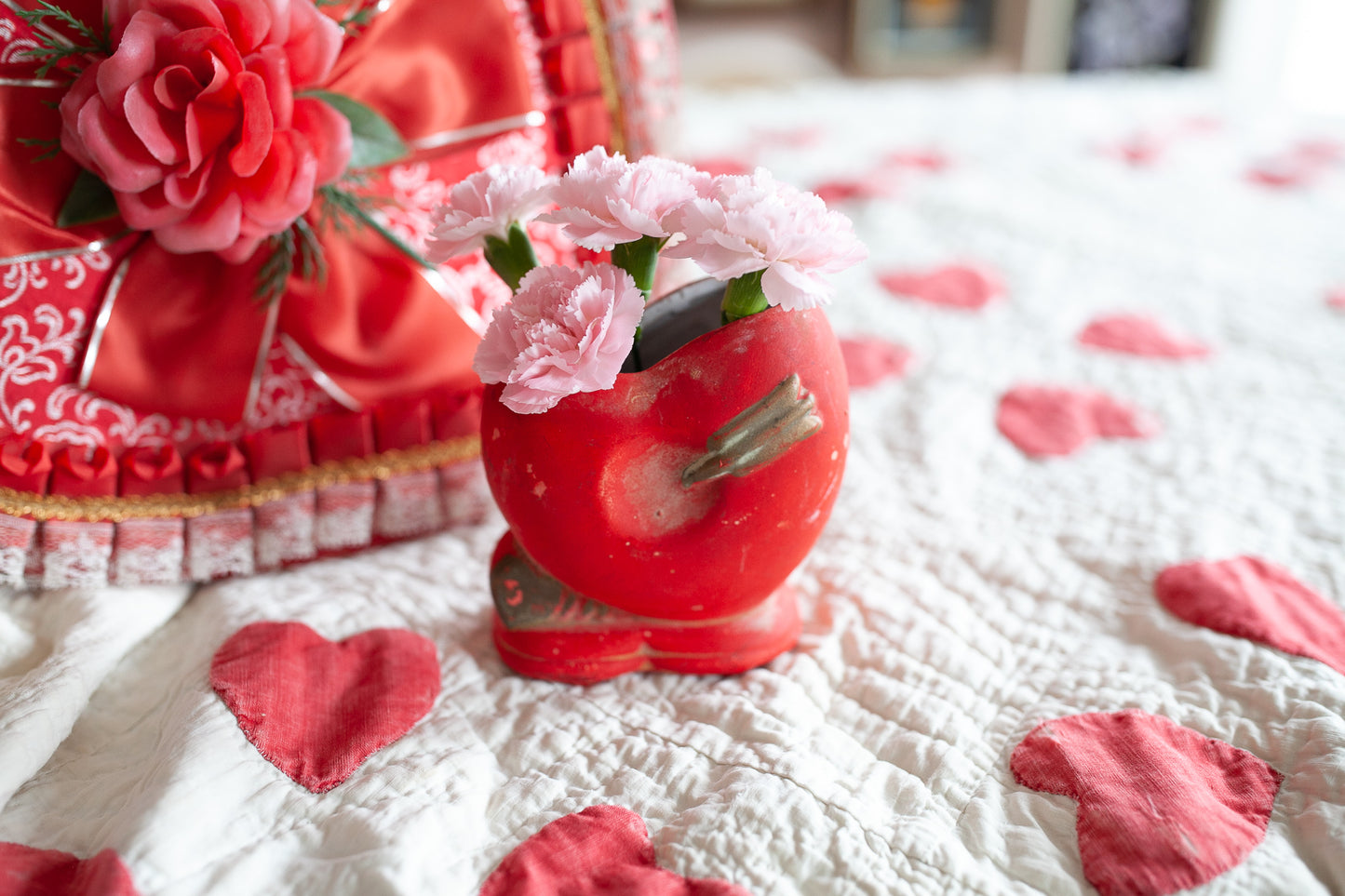 Vintage Heart Vase -Red and Gold