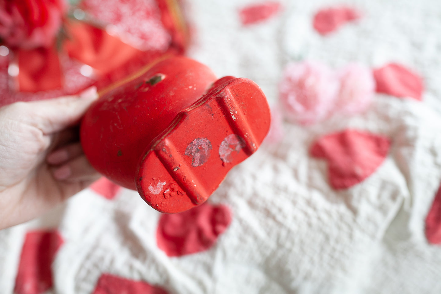 Vintage Heart Vase -Red and Gold