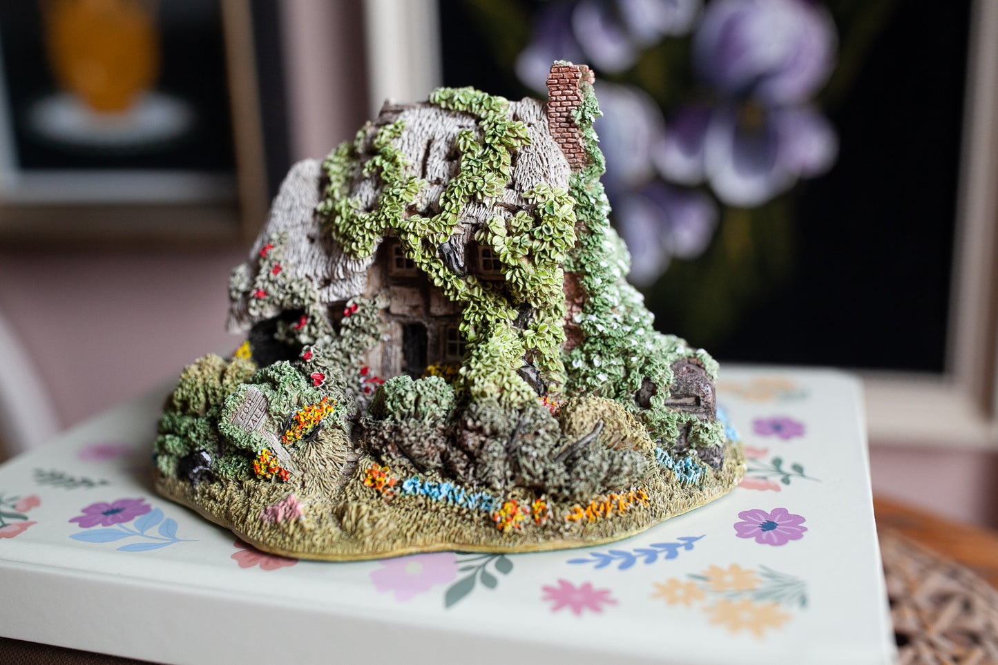 Vintage Lilliput Lane Cottage -Forget me not - Vintage House- Cottage