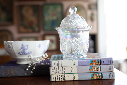 Vintage Imperial Glass Candy dish Bowl with lid- Lidded Jar- Opalescent - Irridescent glass