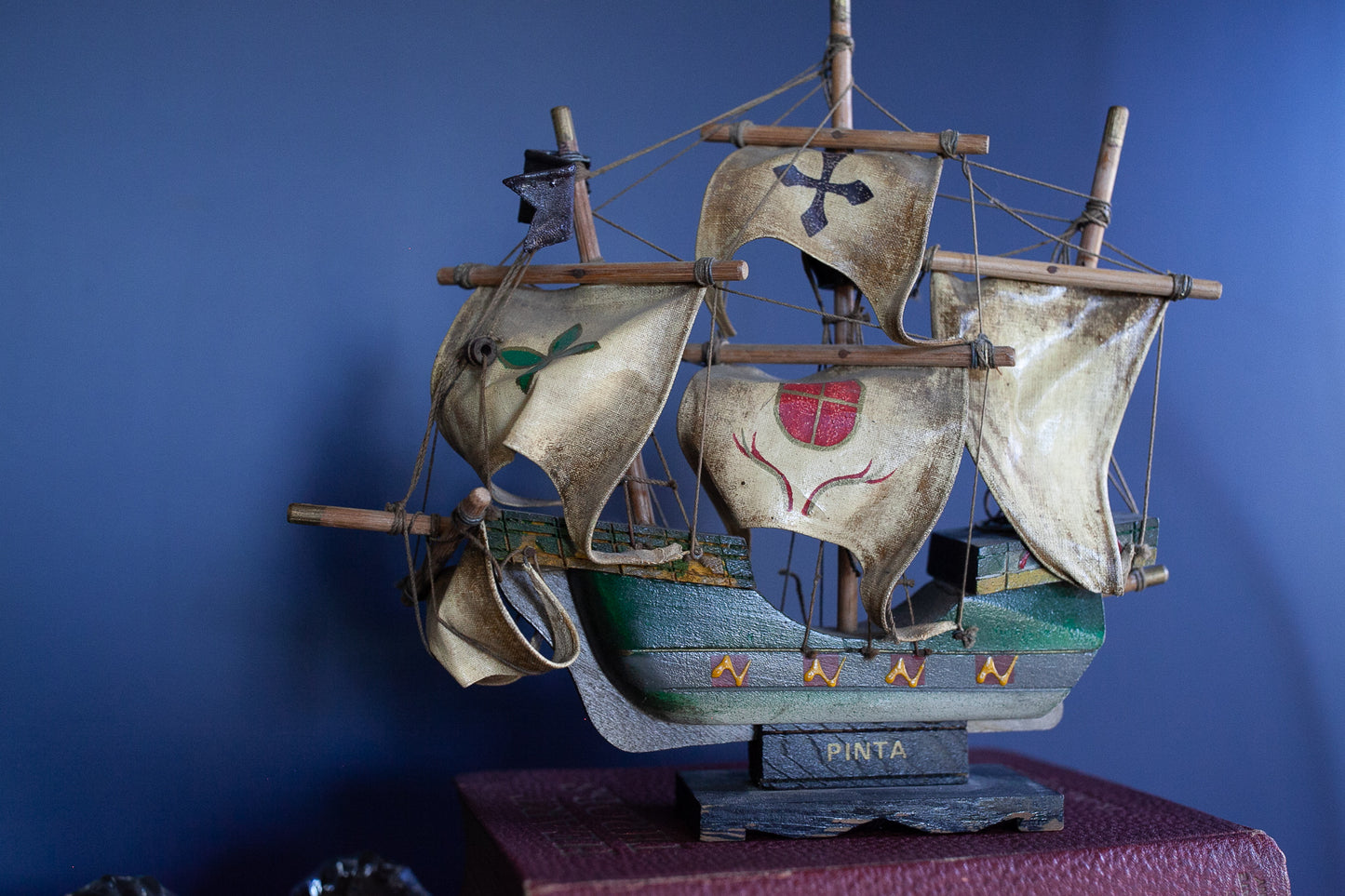 Pinta Ship - Wooden Ship - Vintage Nautical Ship