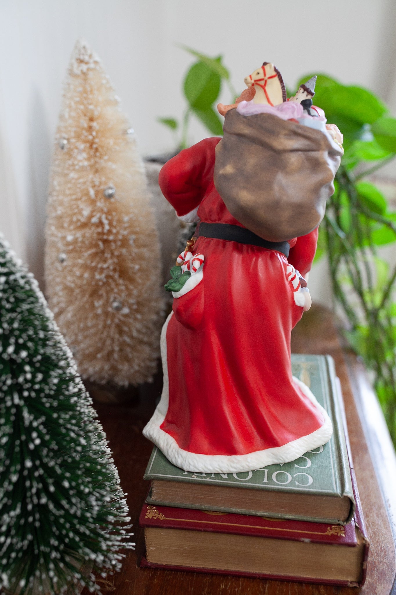 Lenox Fine Porcelain Figurine, Christmas Wish - Vintage Santa