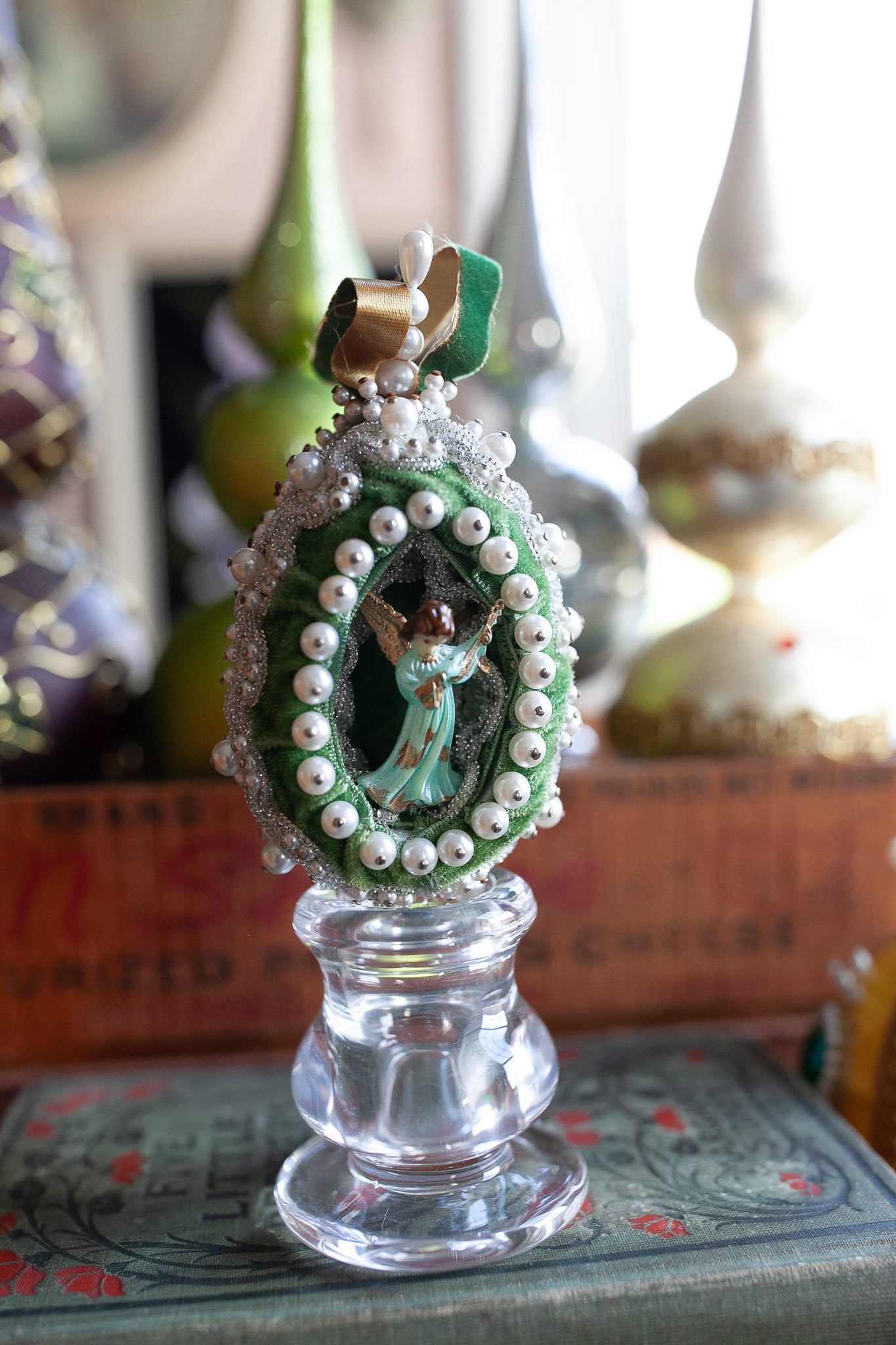 Vintage Jeweled Push Pin Angel Egg with Angel Pearls Sequins- Vintage Ornament- Diorama Egg -Green