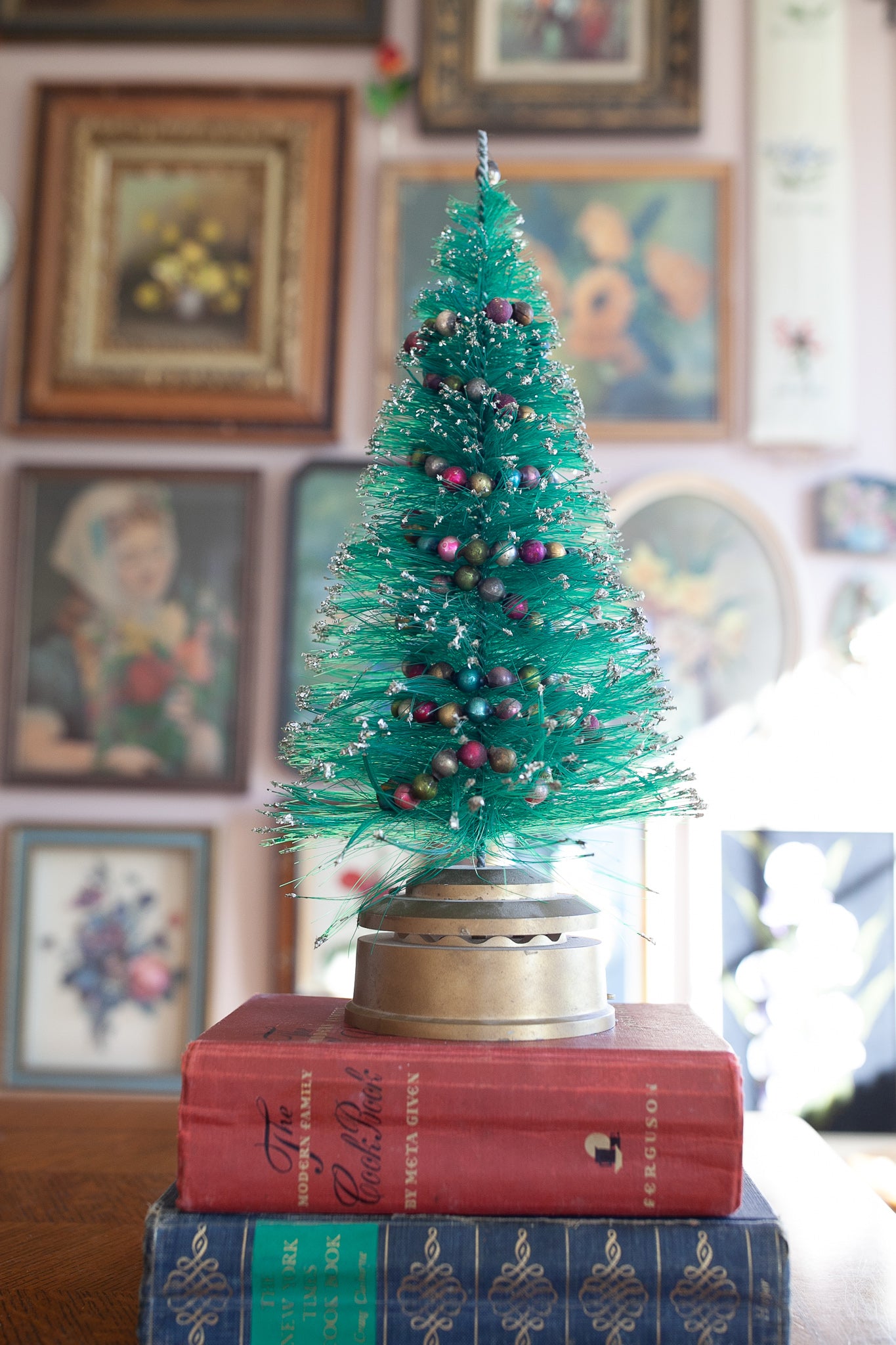 Vintage Bottle Brush Tree- spinning vintage tree- Vintage Christmas Tree