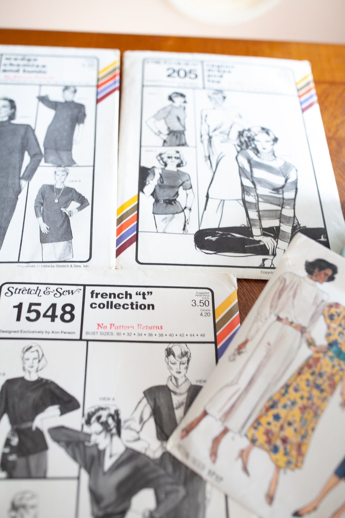 Vintage Sewing Patterns - Stretch&Sew