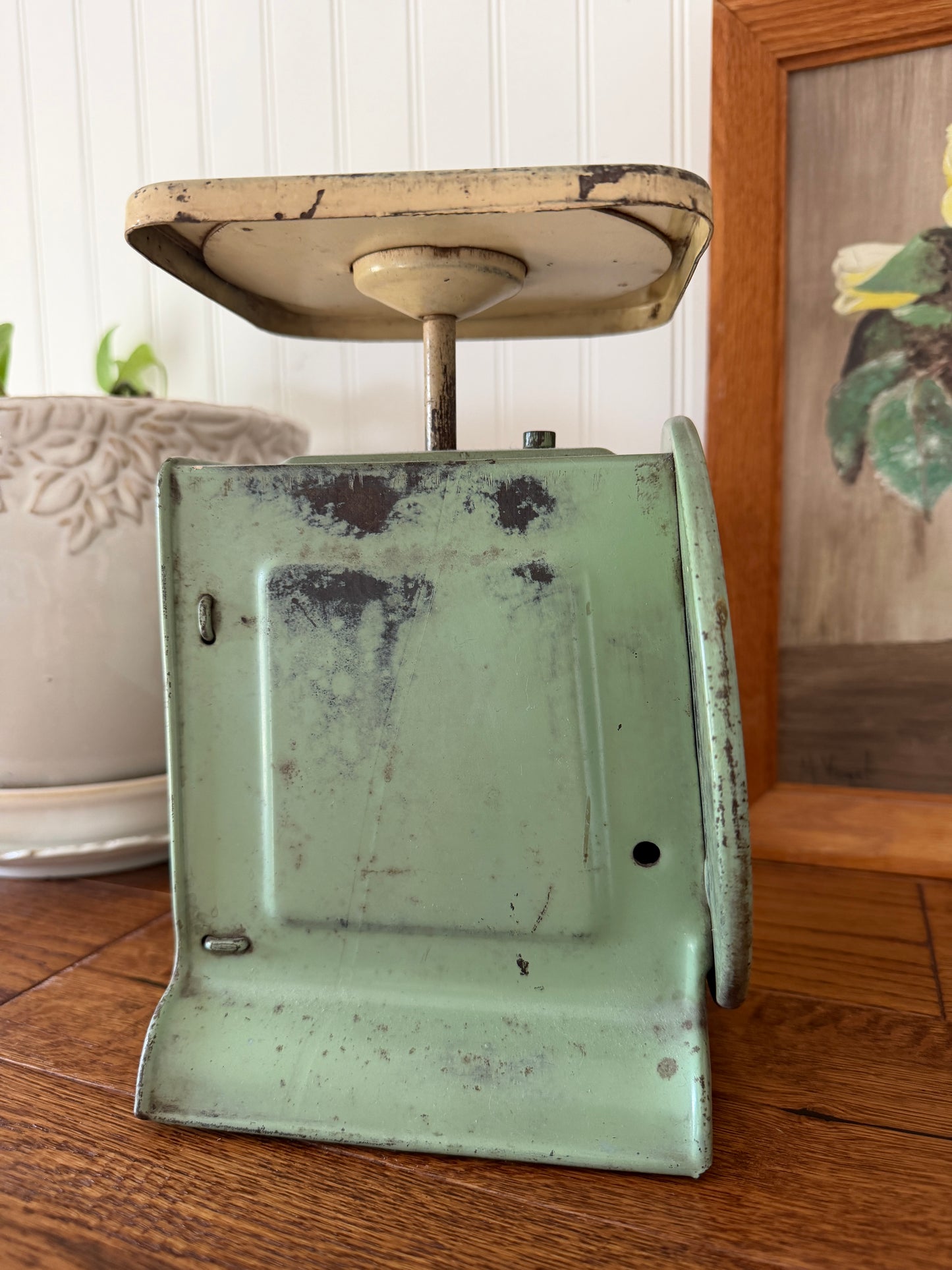 Vintage Scale -Montgomery Ward - Green Scale