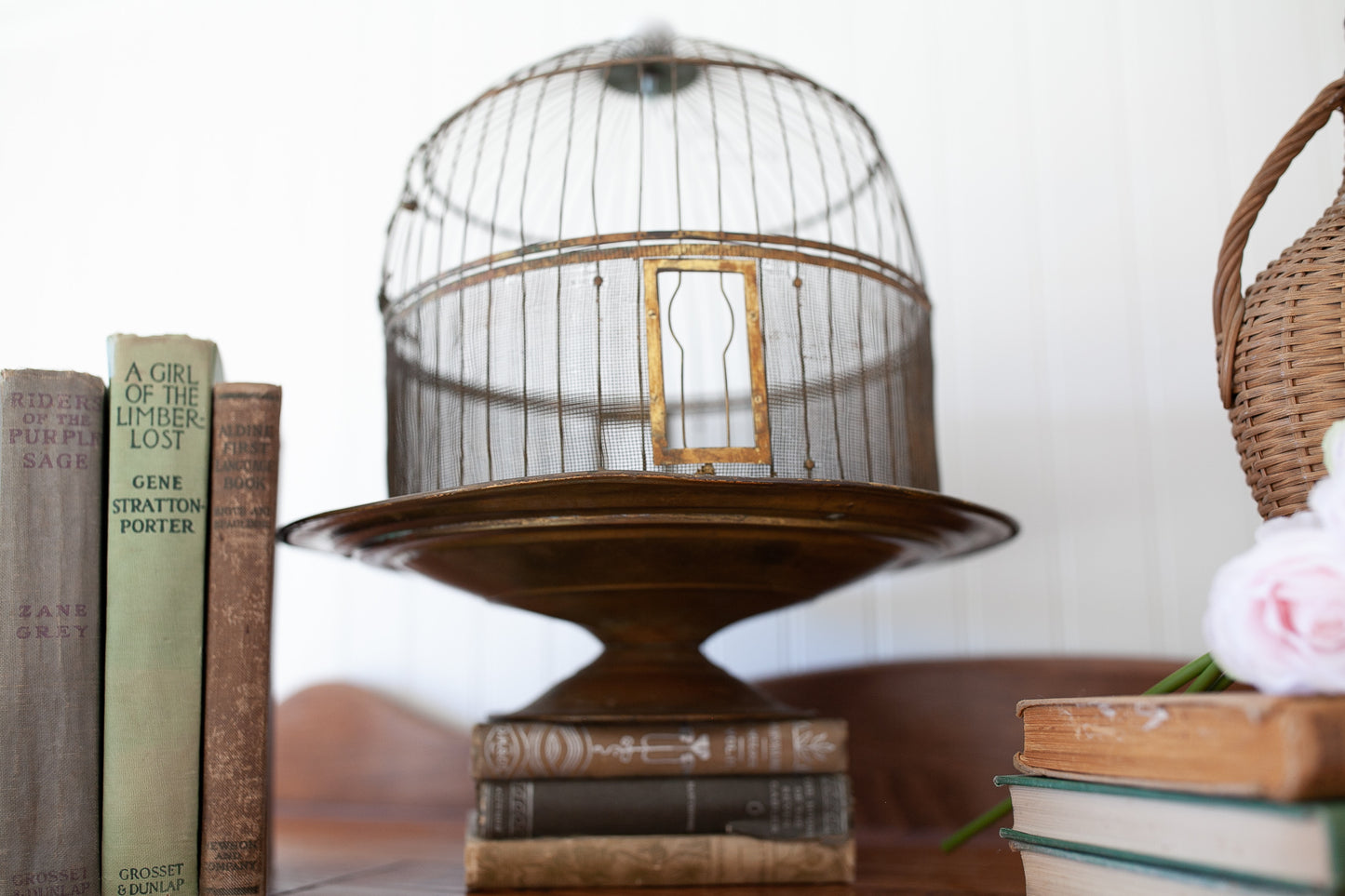 Antique Hendryx Brass Bird Cage-Antique HENDRYX Round Dome Brass Wire Bird Cage - circa 1910, Vintage Metal Beehive Bird House, Gold Terrarium