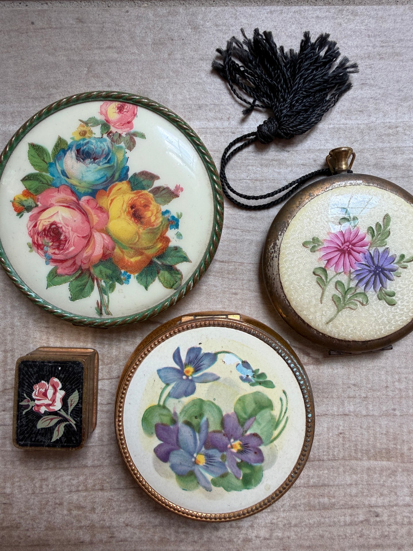 Vintage Compant - Floral