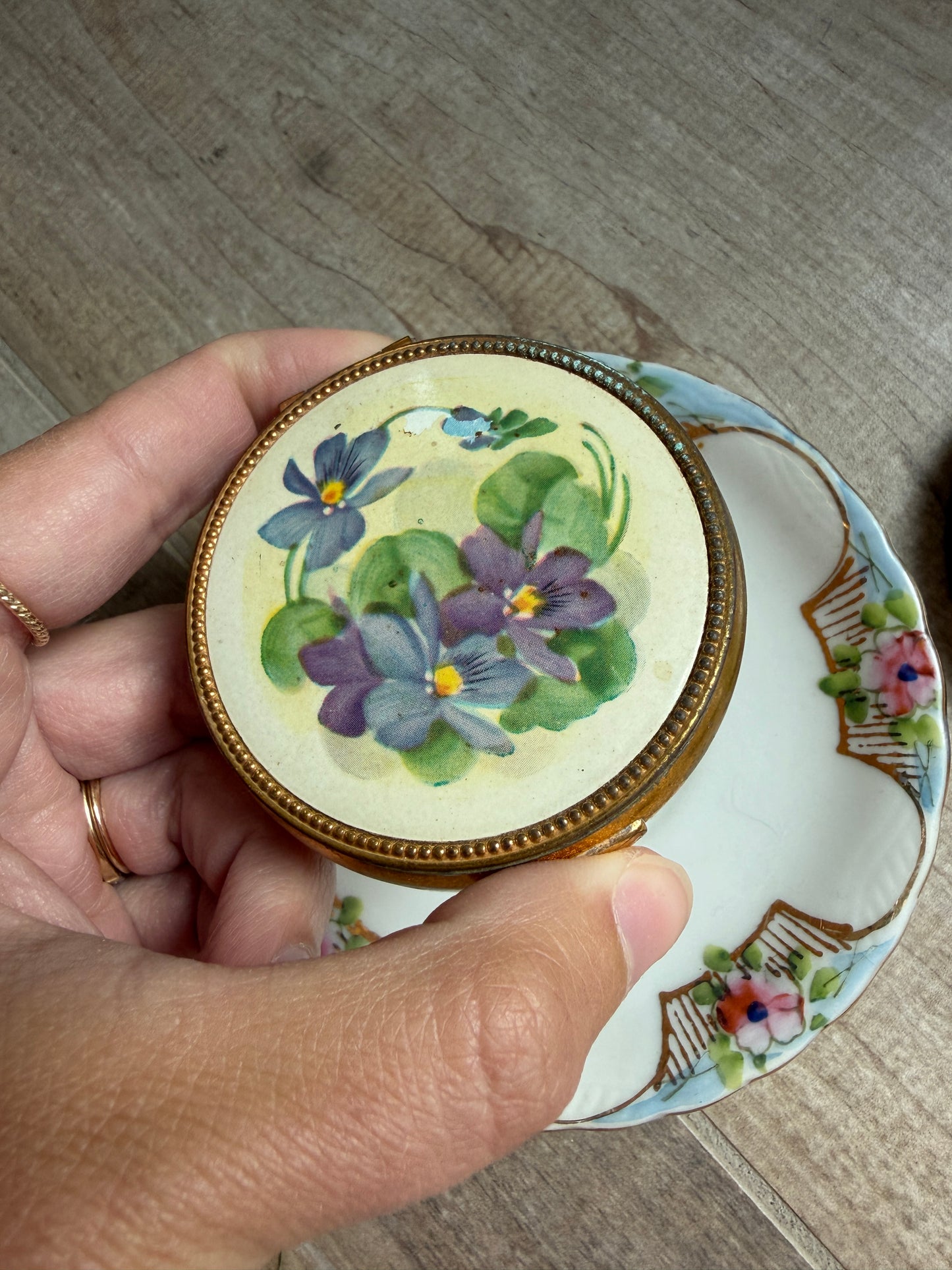 Vintage Compant - Floral