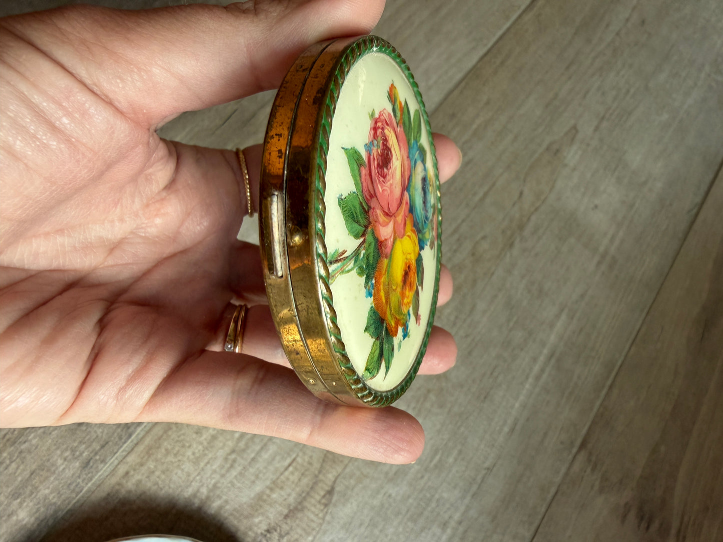Vintage Floral Powder Compact