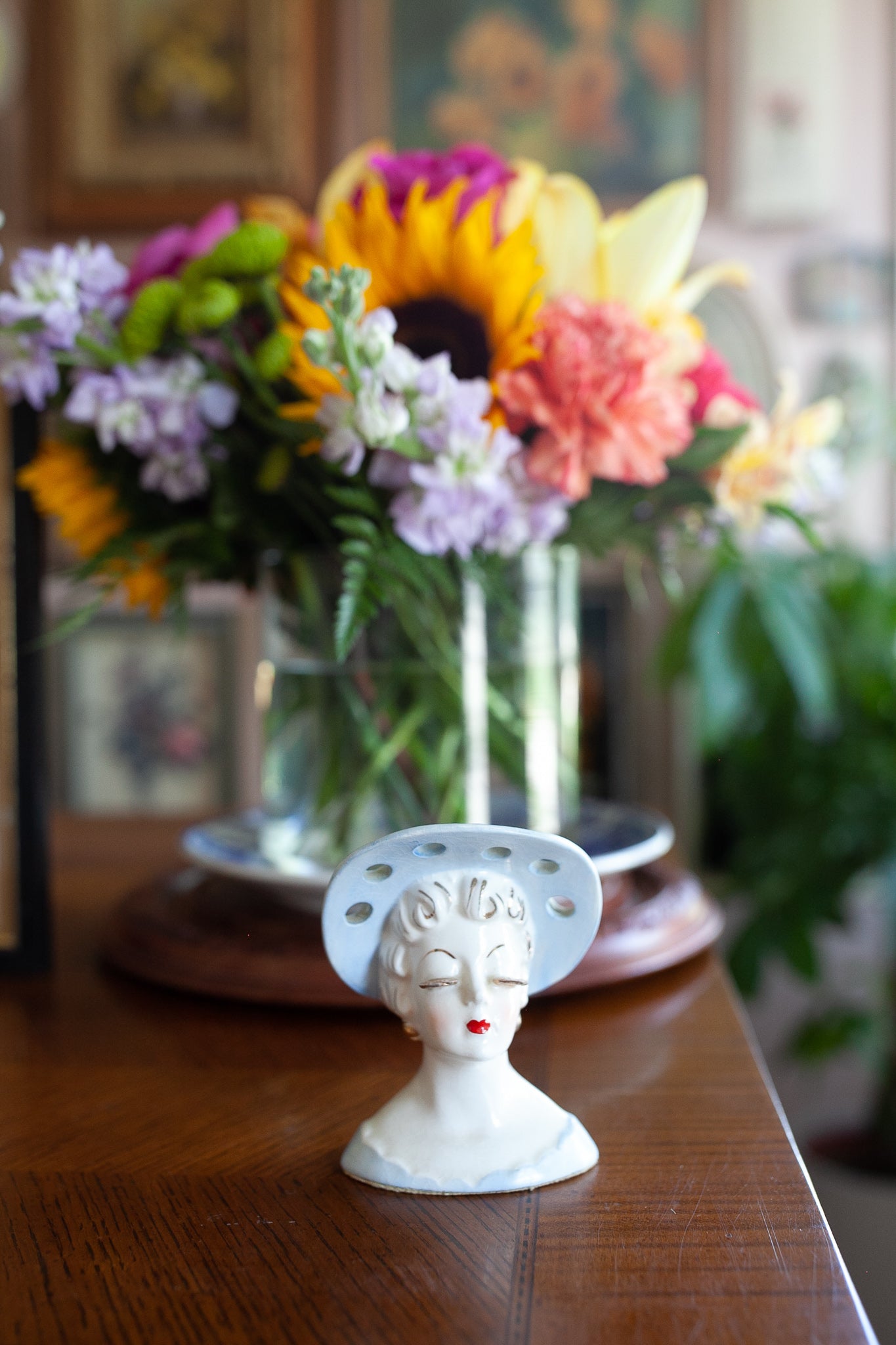 Vintage Lady Head Vase - Mini Head Vase Gold Lashes