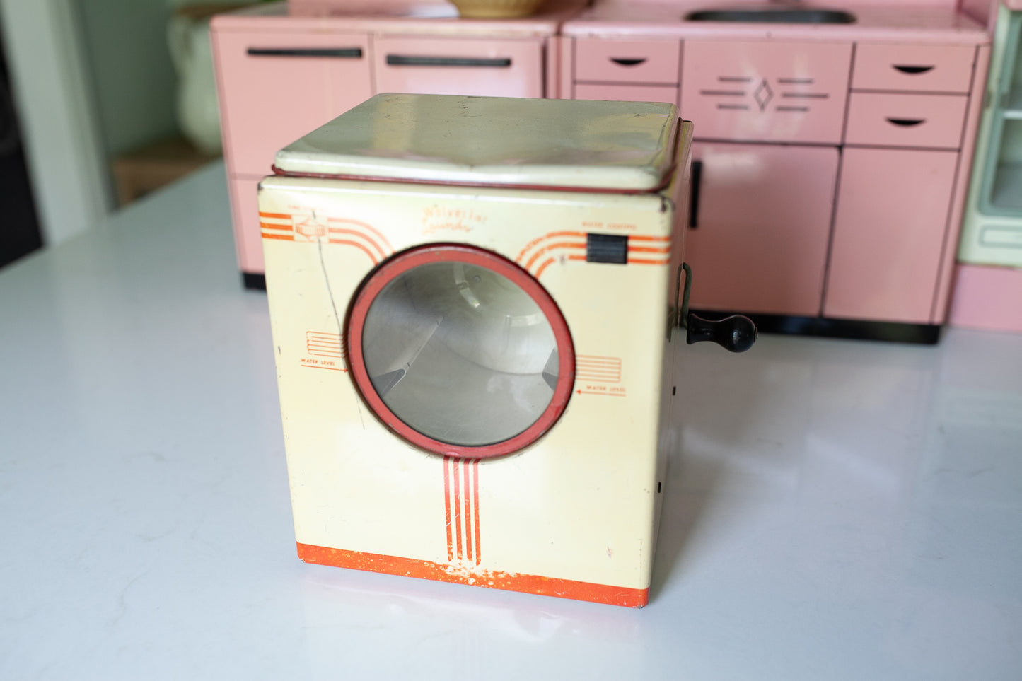Vintage 40s-50s Wolverine Metal Toy Washer - Tin Toy Washing Machine