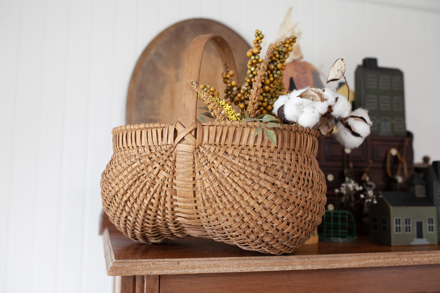Vintage Basket - buttocks basket- Gathering Basket