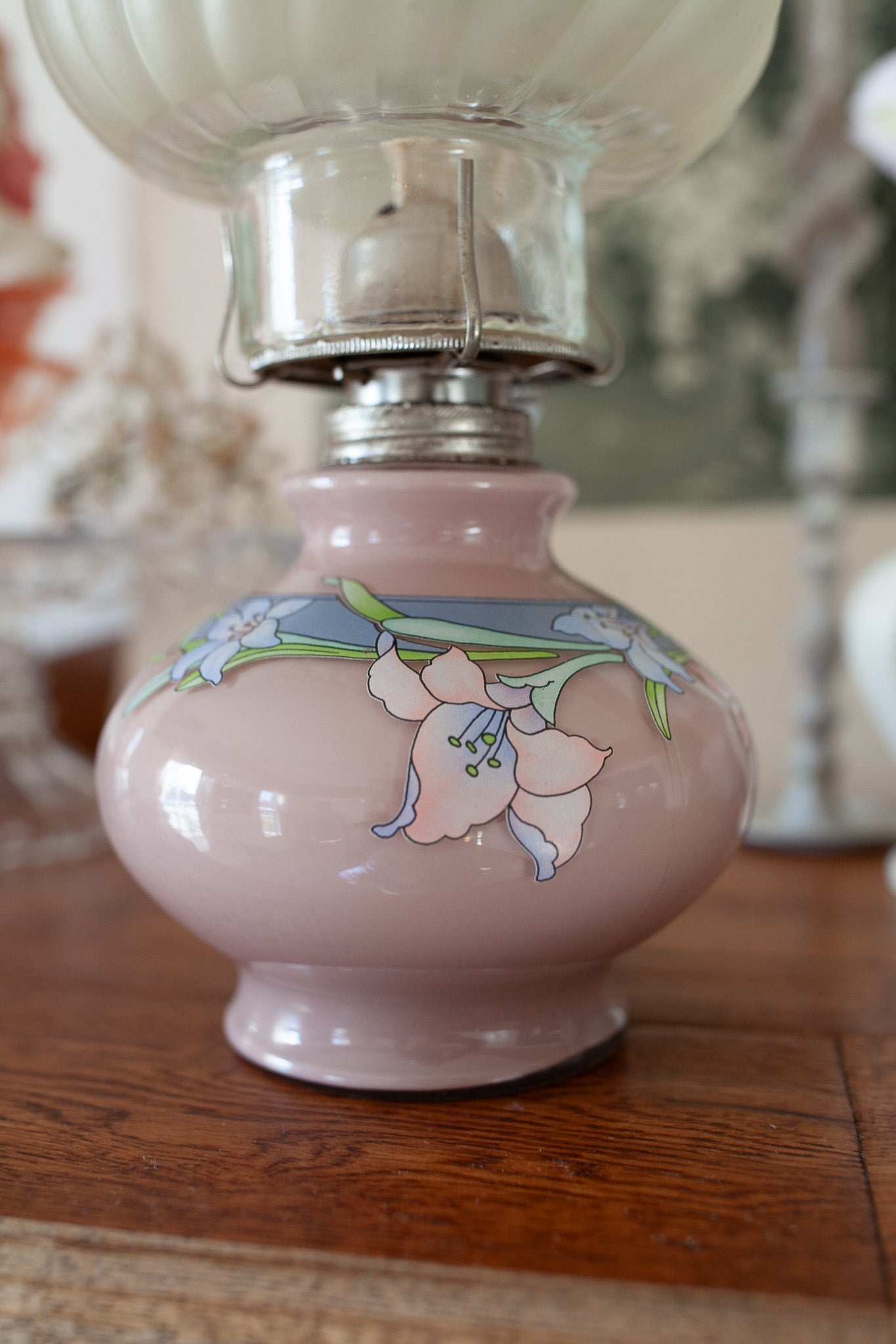 Vintage 1980 Kaadan Ltd Kerosene/Oil lantern - Pink Vintage Oil Lamp