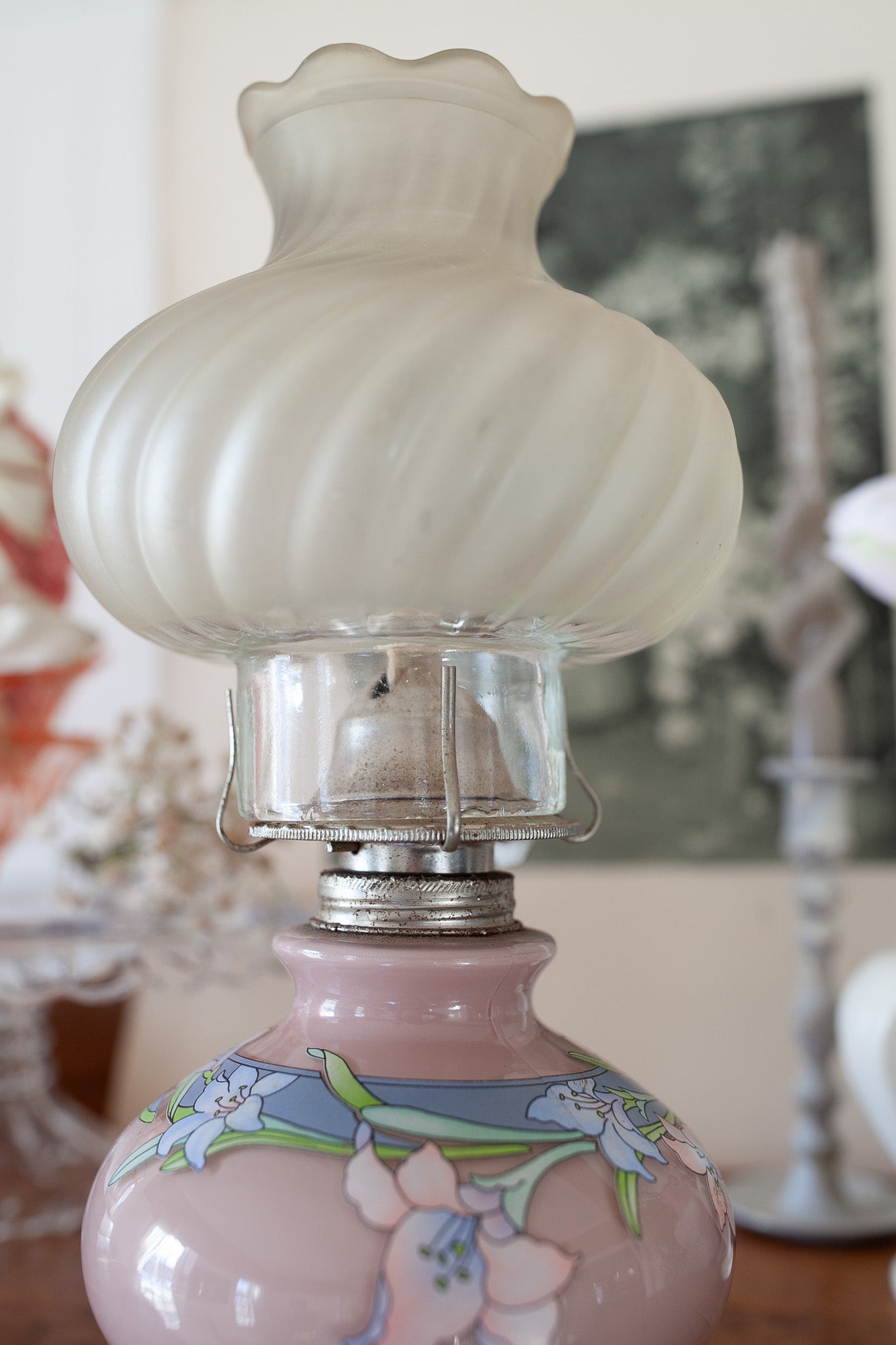 Vintage 1980 Kaadan Ltd Kerosene/Oil lantern - Pink Vintage Oil Lamp