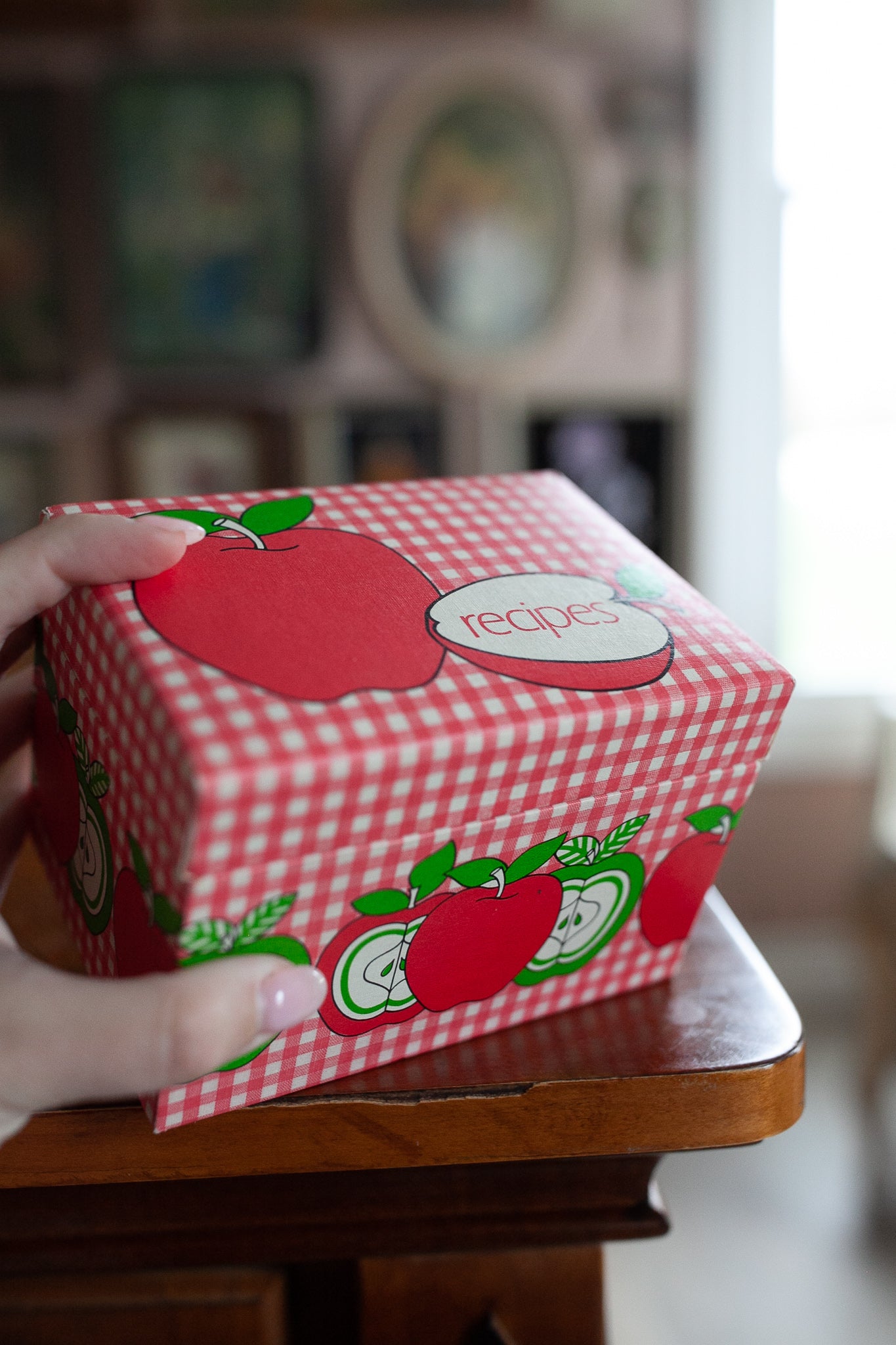 Vintage Recipe Box and Recipes -Apple Box - Recipes