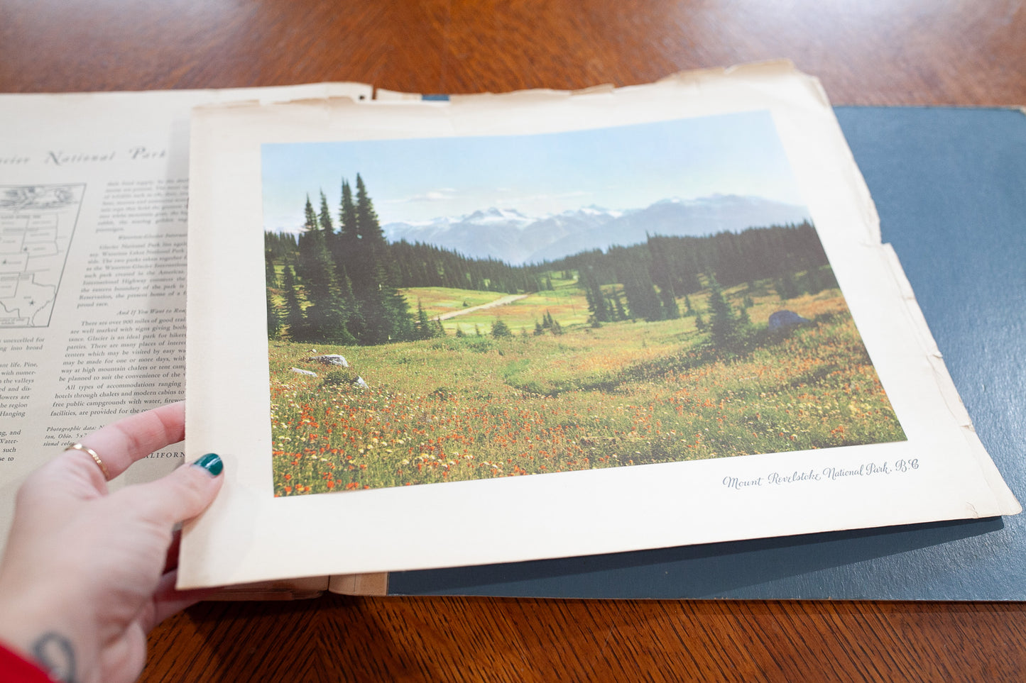 1946 Edition "See Your West" Standard of California Spiral w/ Art Prints