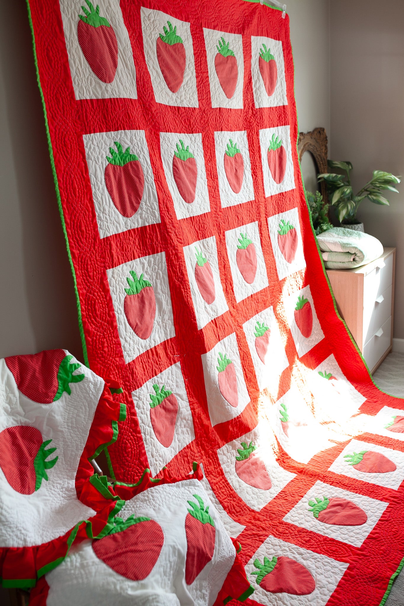 Vintage Strawberry Quilt and Shams-Vintage Quilt