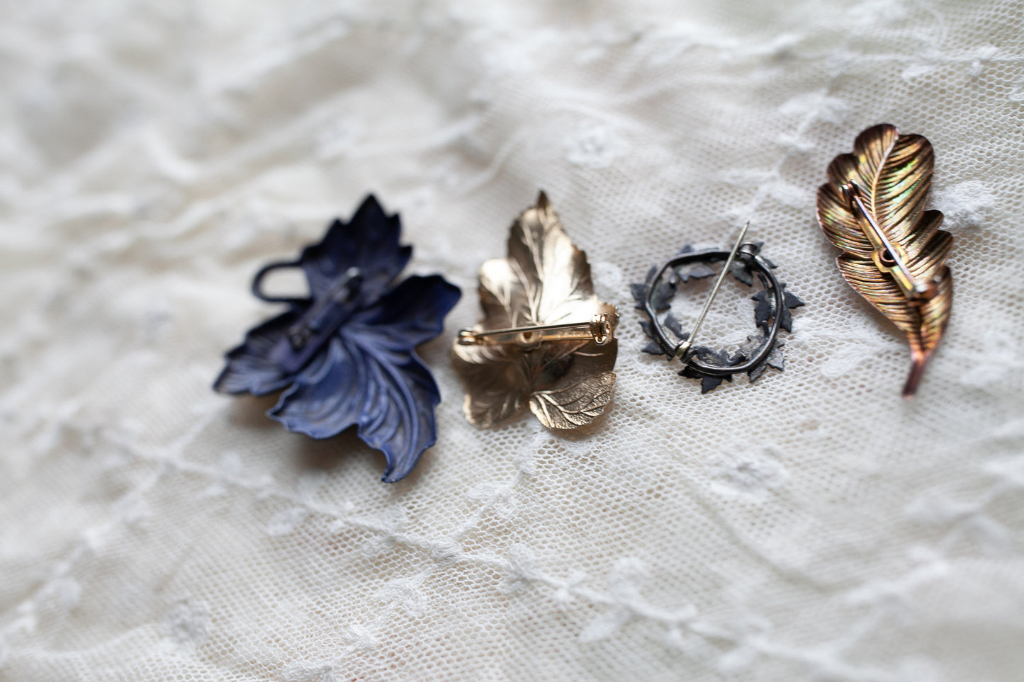 Vintage Brooch- Jewelry- Pins- Leaf Pins