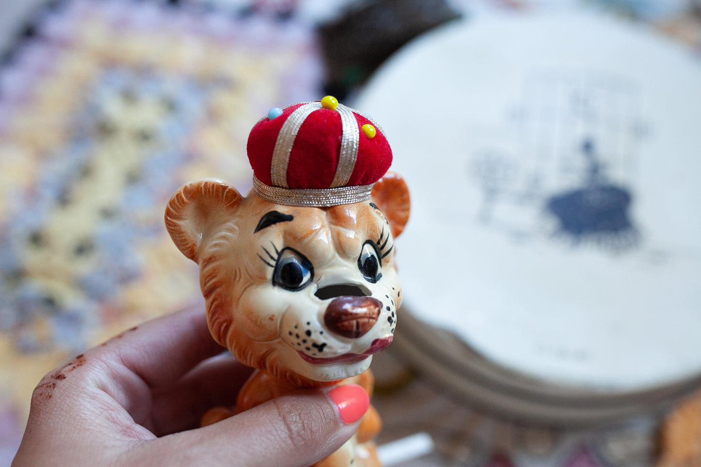 Vintage Pin cushion- Lion Pin Cushion-Vintage Sewing