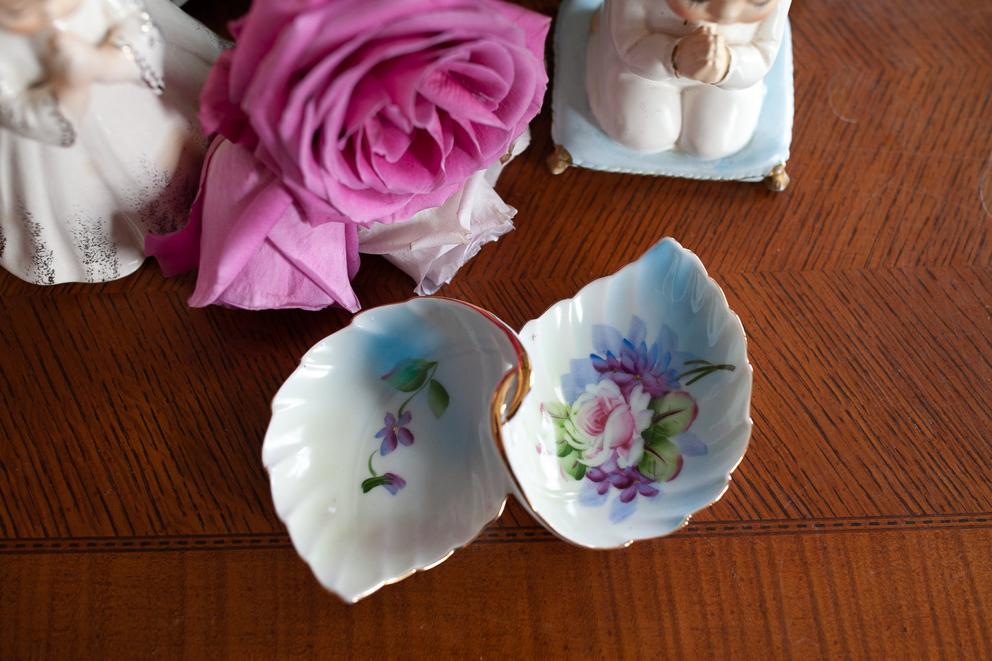 Vintage Lefton Hand Painted Rose Flowers Leaf Shaped Trinket Dish