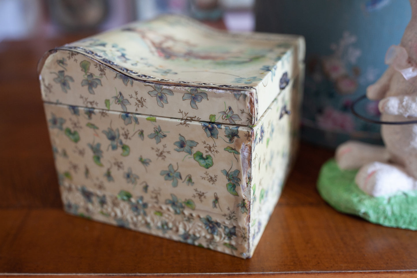 Antique Collar box -Celluloid Dresser Box